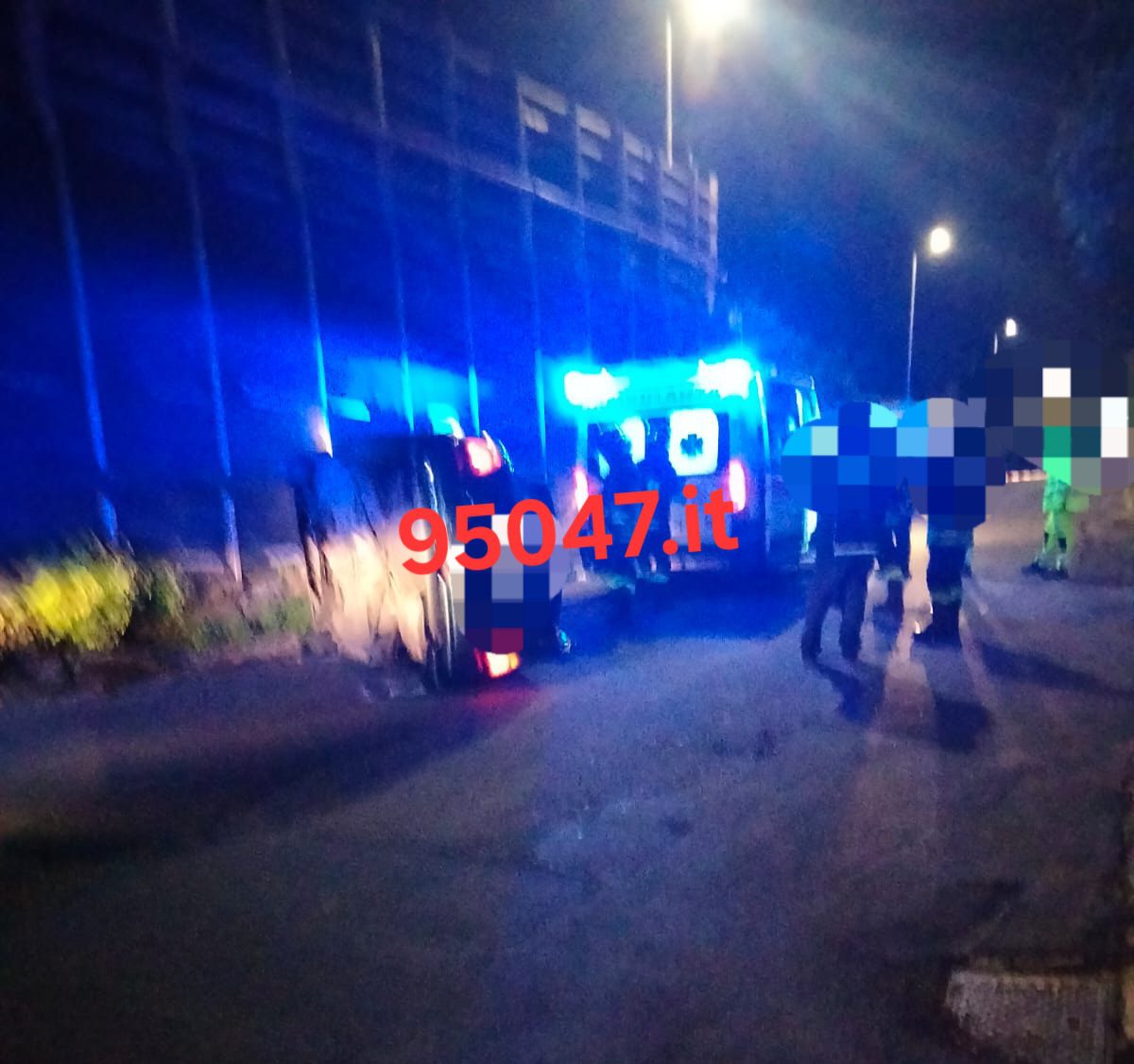 INCIDENTE A MASCALUCIA: MALORE ALLA GUIDA CAUSA LA MORTE DI UN UOMO DI 62 ANNI