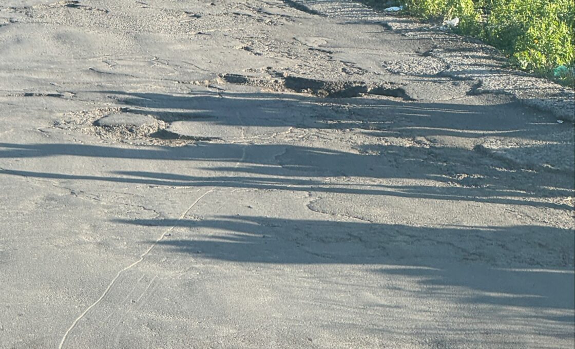 LA "SALITA DELLE TRE CASE" SOTTO ACCUSA: LA SEGNALAZIONE, "HO CAMBIATO DUE RUOTE PER COLPA DELLA STRADA"