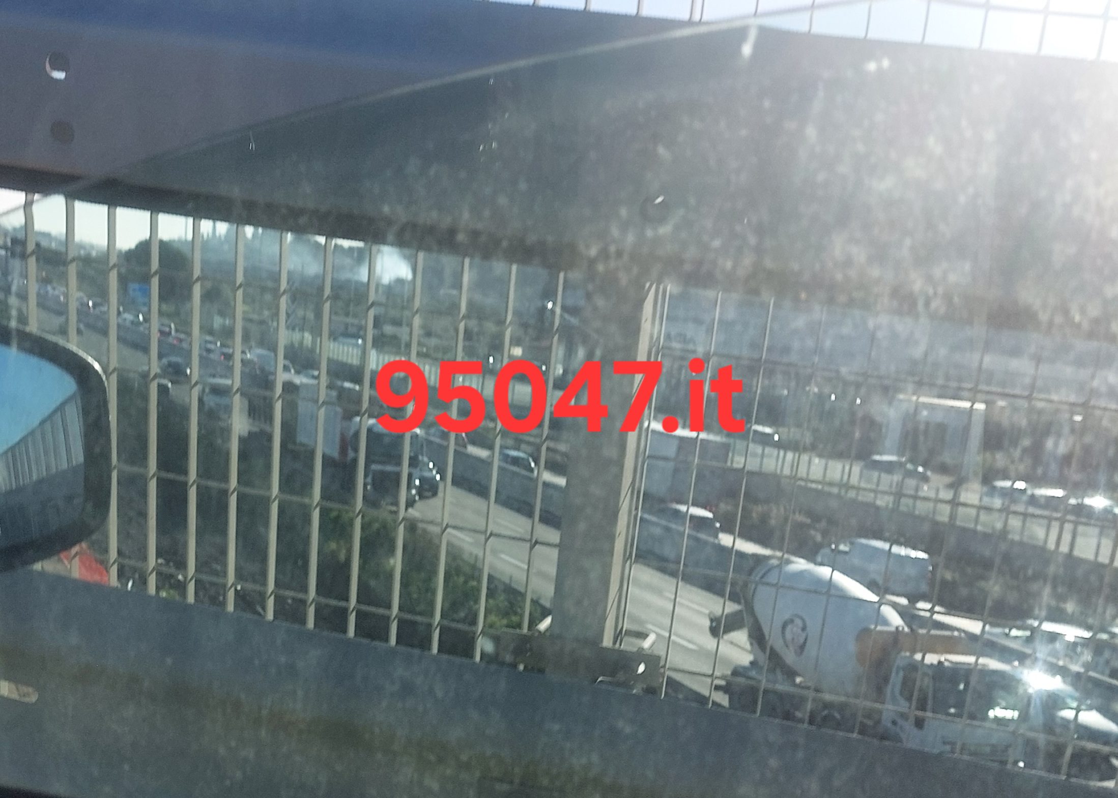 TAMPONAMENTO A CATENA SULLA SS 121: TRAFFICO IN TILT IN DIREZIONE CATANIA