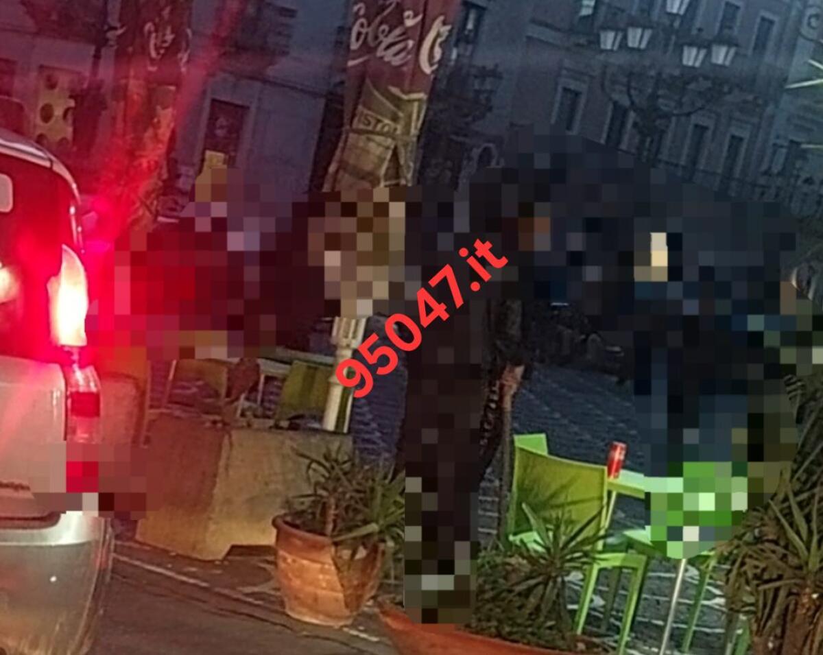 PATERNÒ, GRUPPETTO DI PERSONE ARMATI DI BASTONE CERCA VENDETTA CONTRO MIGRANTI DOPO I FISCHI ALLA PROCESSIONE - 