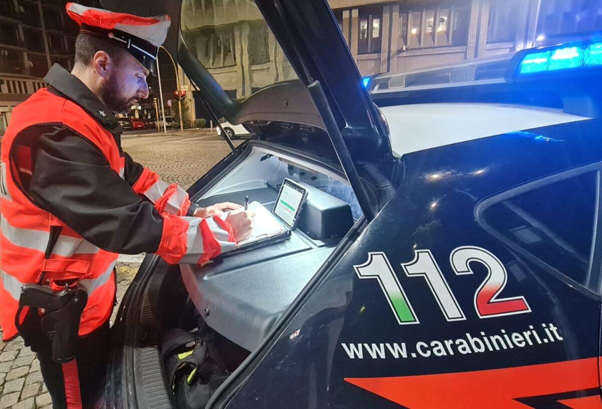 46ENNE DI BELPASSO SORPRESO ALLA GUIDA IN STATO DI EBBREZZA: PATENTE SOSPESA DURANTE I CONTROLLI DEI CARABINIERI - 