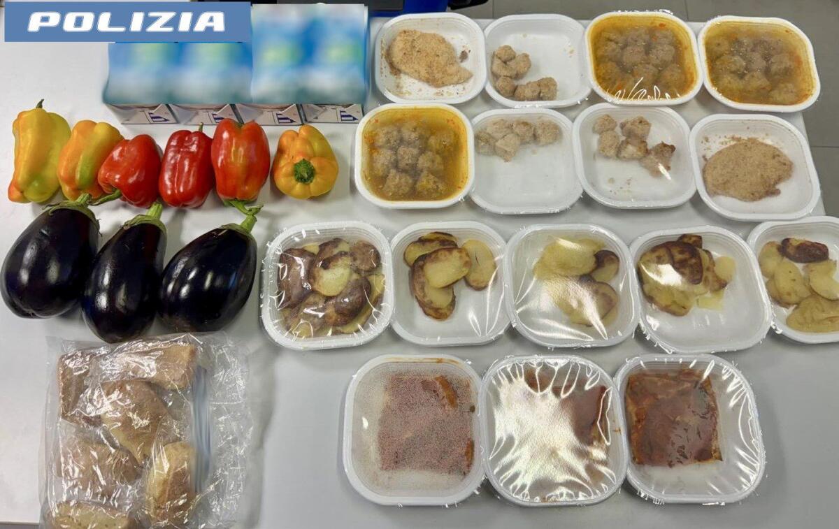 CATANIA. RUBAVA CIBO DESTINATO  AI PAZIENTI DEI REPARTI DELL’OSPEDALE. - 