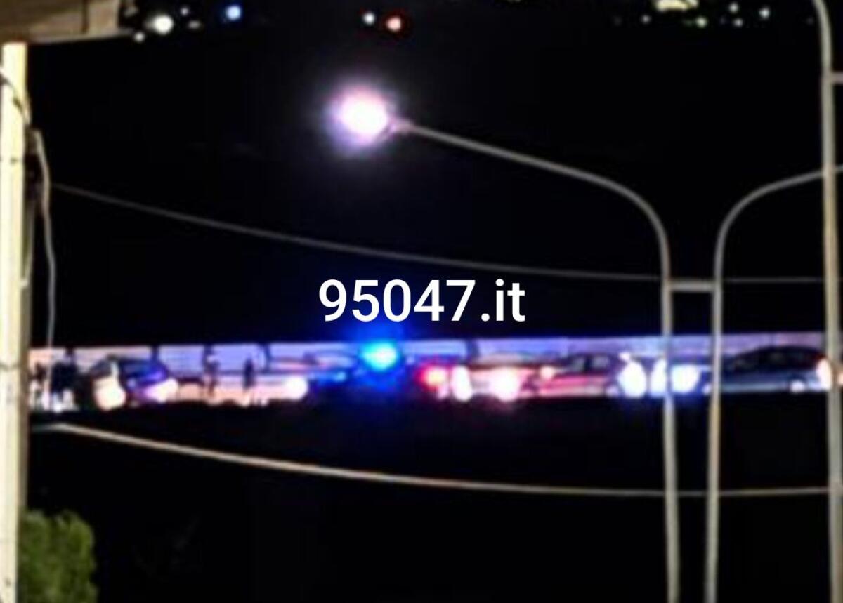 PATERNÒ.GRAVE INCIDENTE NELLA NOTTE AL CORSO ITALIA, TRE AUTO COINVOLTE - 