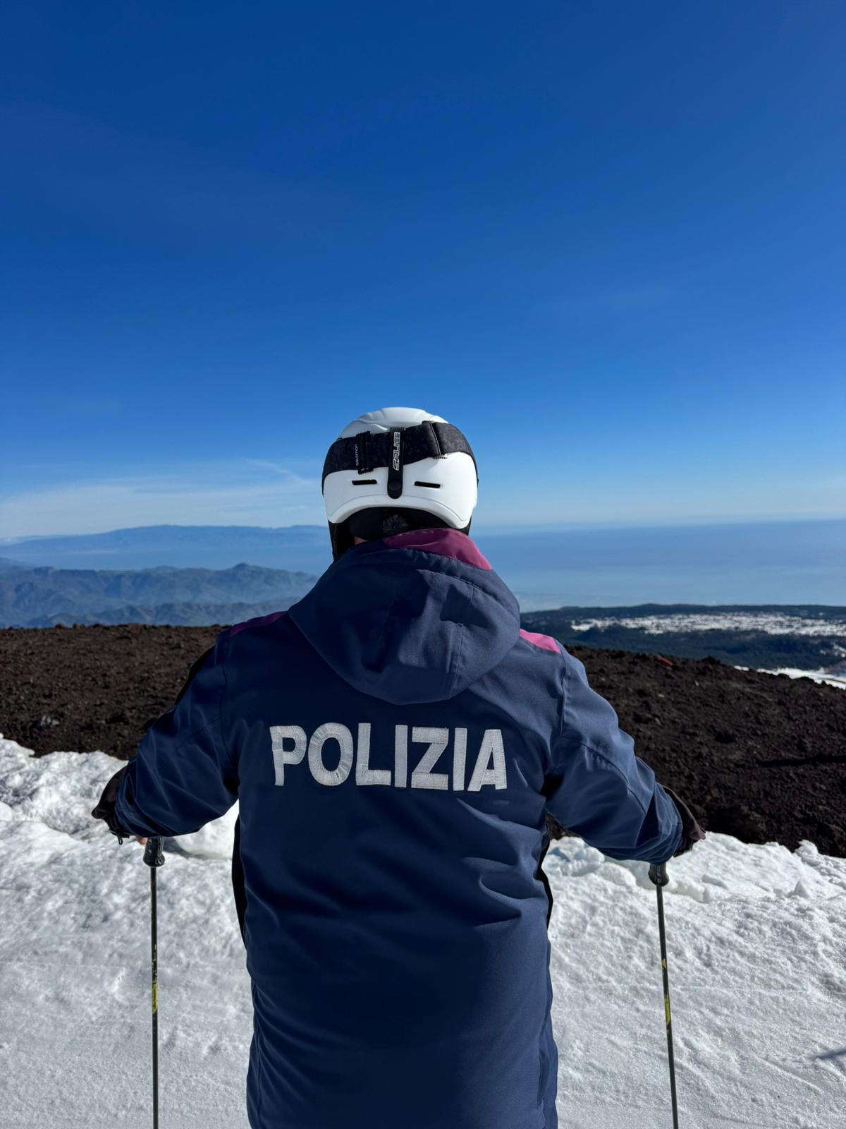 ETNA, POLIZIA IN AZIONE, 25 INCIDENTI E OTTO SCIATORI SENZA ASSICURAZIONE MULTATI