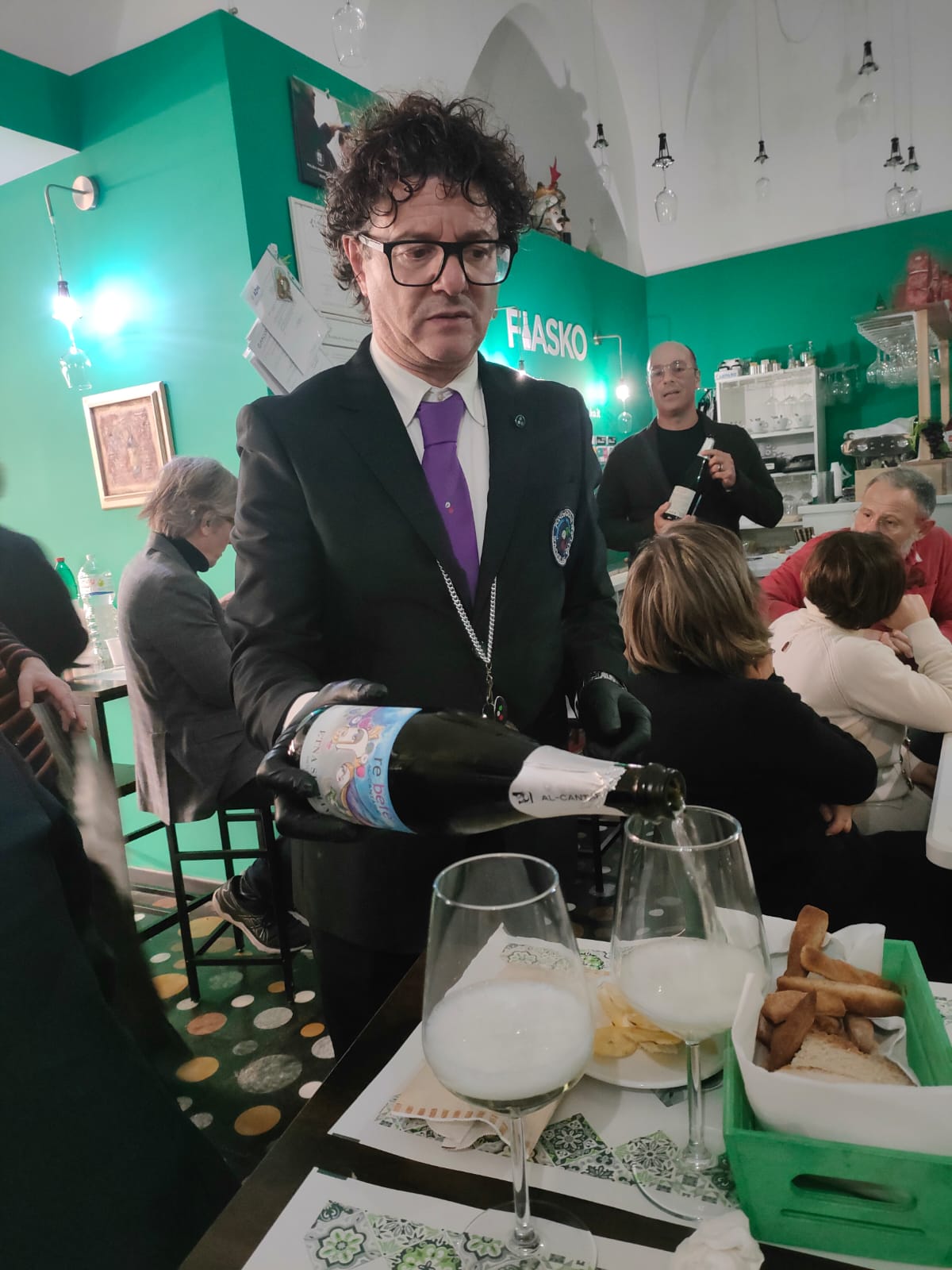 DOVE IL VINO INCONTRA LA POESIA: L'EVENTO INDELIBILE DI FIASKO A PATERNÒ