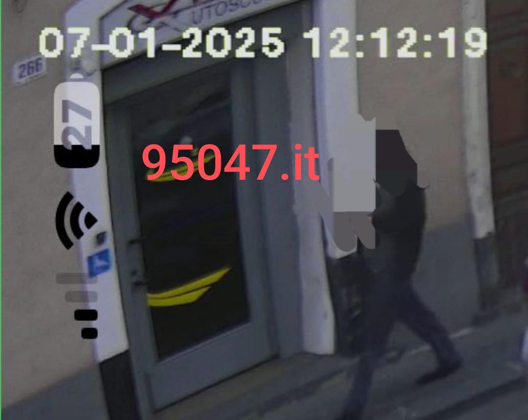 MOMENTI DI TERRORE QUESTA MATTINA A PATERNÒ: UOMO ARMATO DI BASTONE SEMINA IL PANICO PER LE STRADE