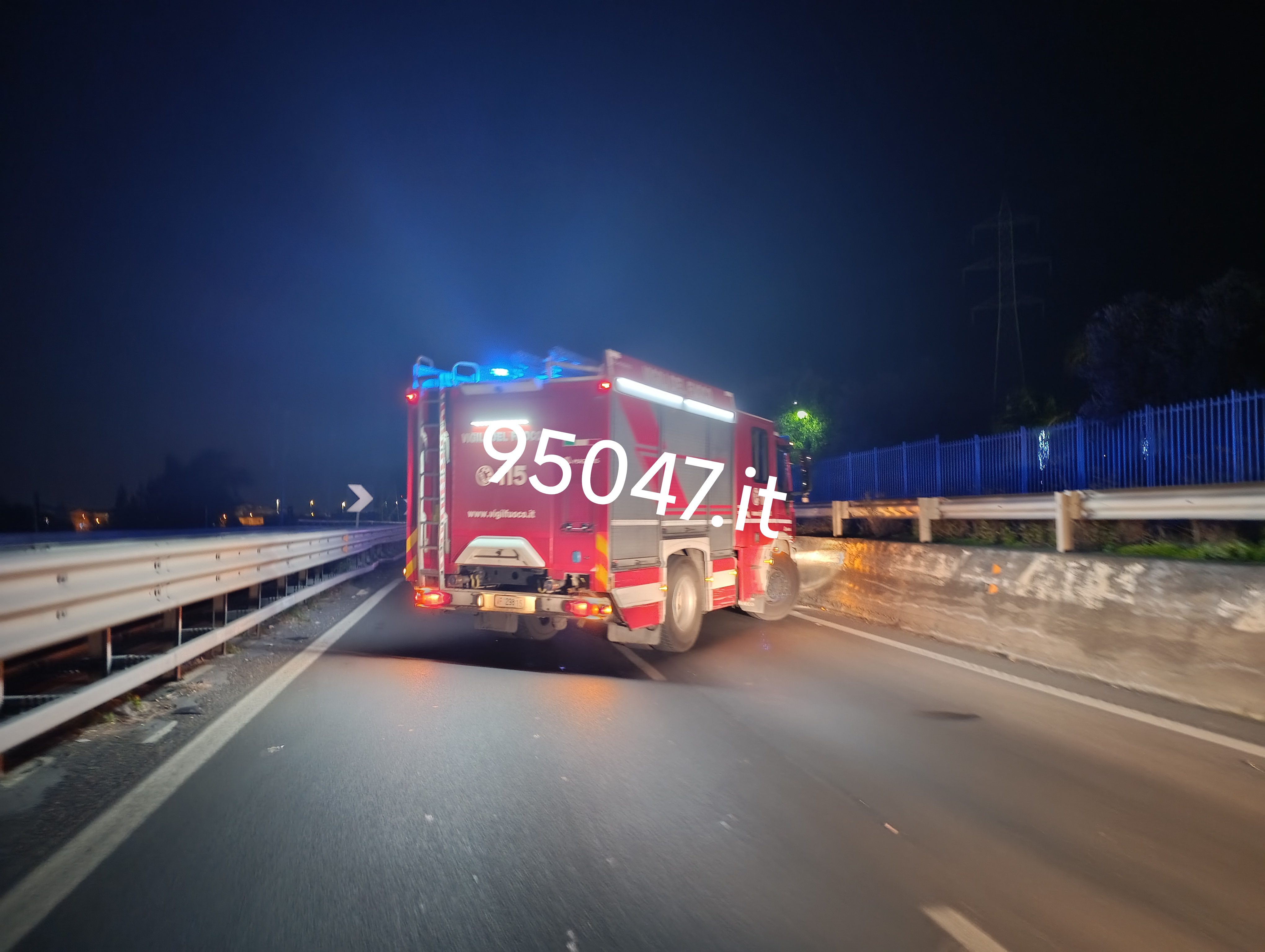 INCIDENTE SULLA SUPERSTRADA 121: TRA SVINCOLI PIANO TAVOLA E MISTERBIANCO, SOCCORSI SUL POSTO