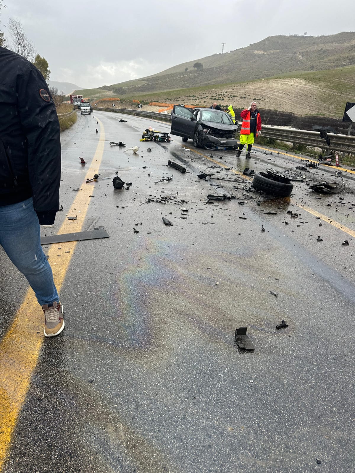 GRAVISSIMO INCIDENTE SULLA SS 514 NEI PRESSI DI LICODIA EUBEA: UNO IN GRAVISSIME CONDIZIONI