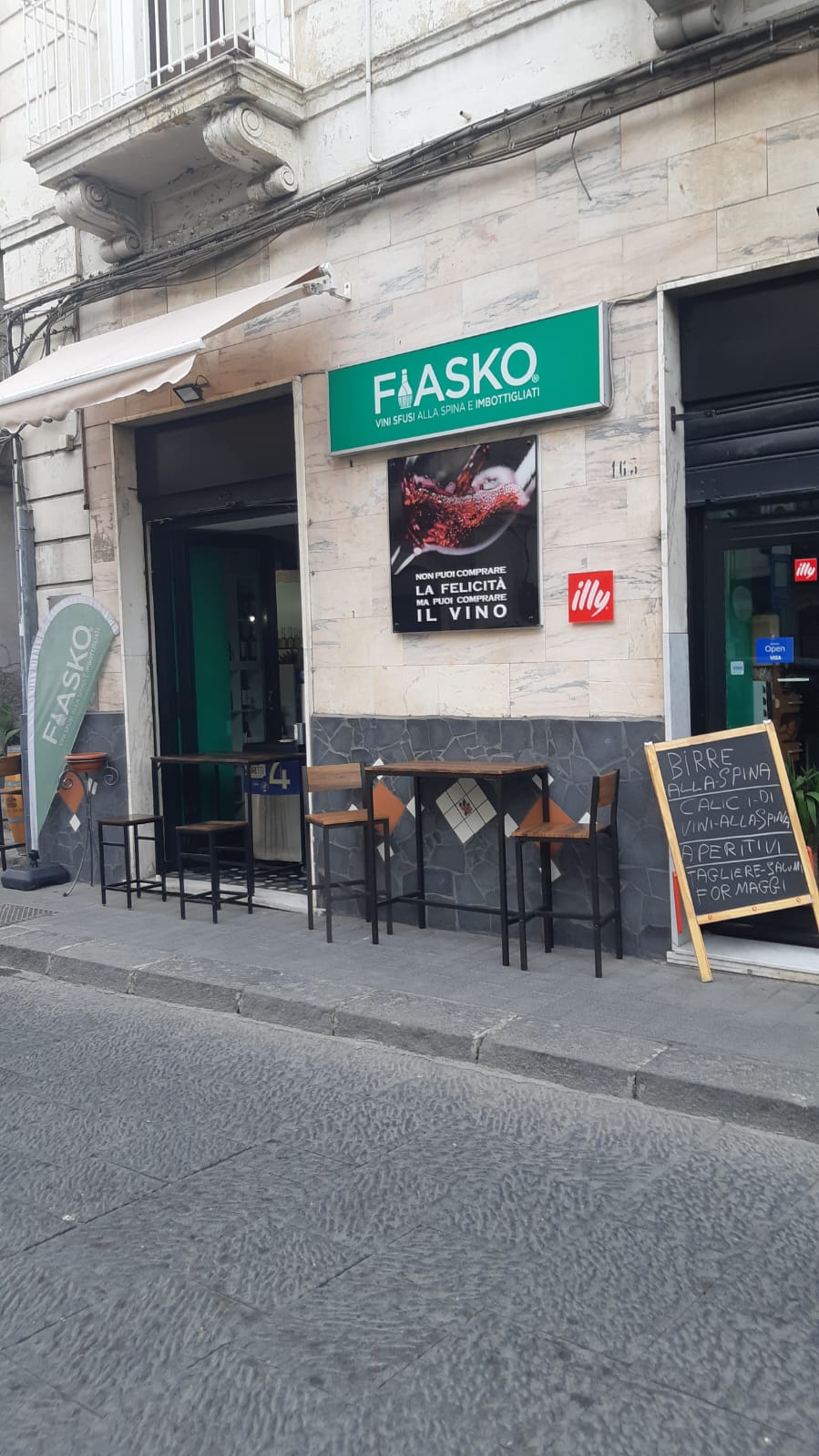 DOVE IL VINO INCONTRA LA POESIA: L'EVENTO INDELIBILE DI FIASKO A PATERNÒ