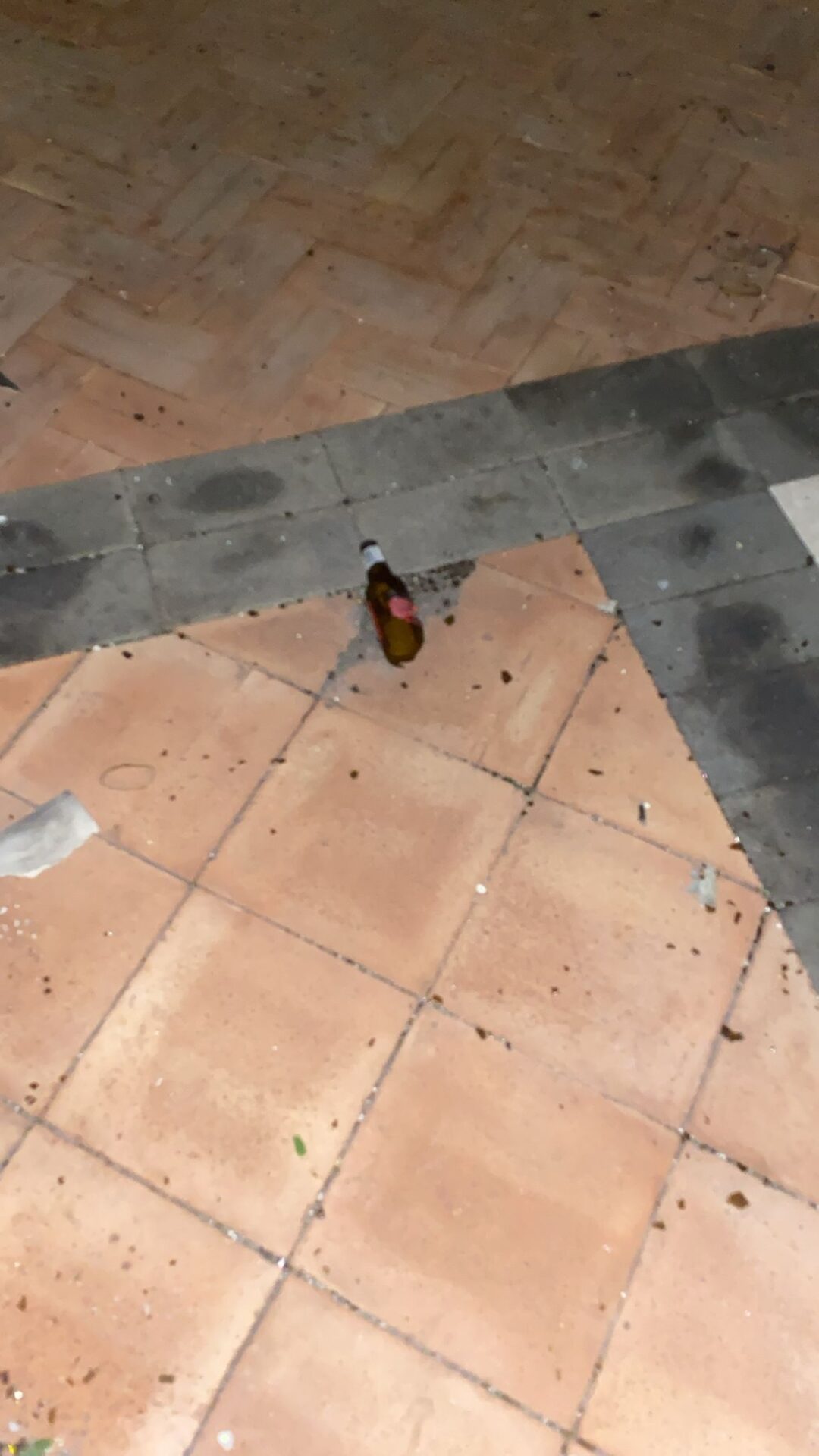 DEGRADO A PATERNO, PIAZZA NINO LA RUSSA: NON BASTANO AMMINISTRAZIONE E OPERATORI, SERVE IL CONTRIBUTO DI TUTTI. LA LETTERA DI UNA CITTADINA