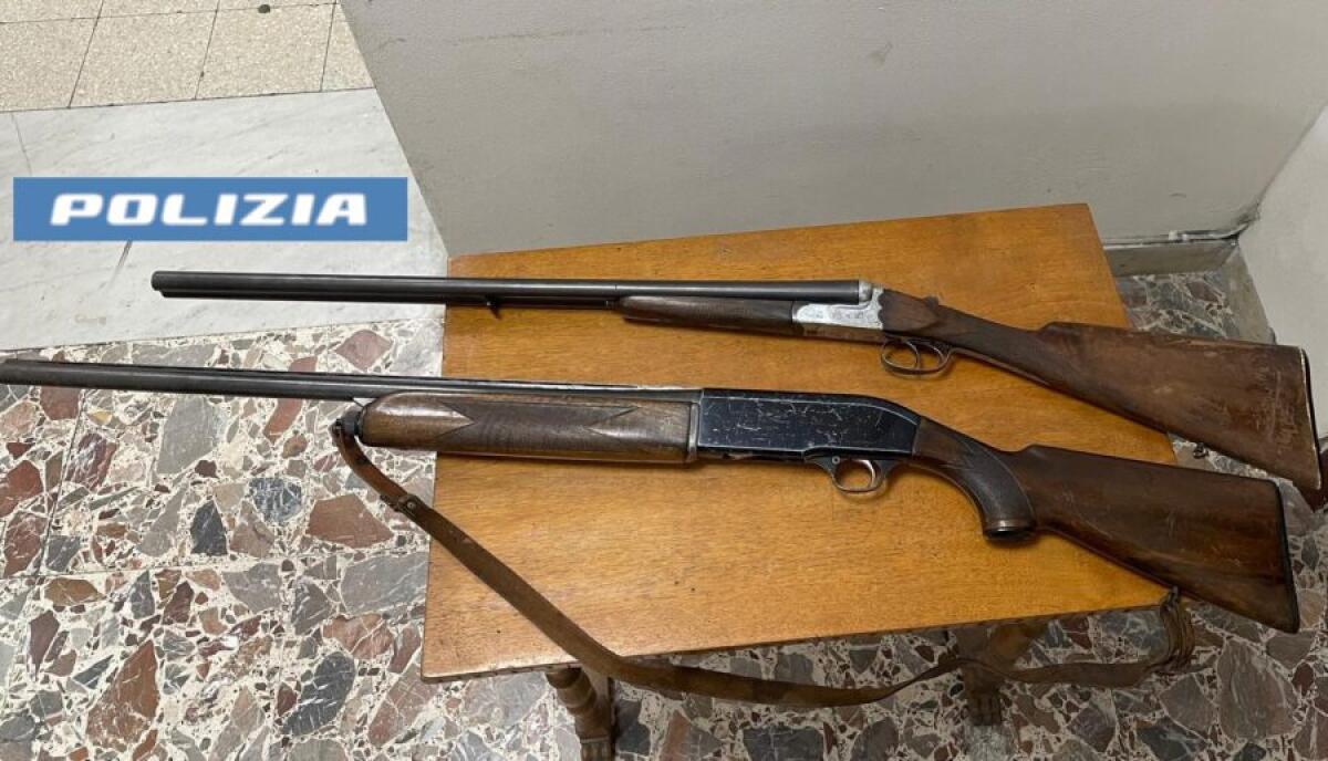 ACIREALE, DETENEVA DUE FUCILI DEL PADRE DEFUNTO: ARRESTATO 48ENNE - 