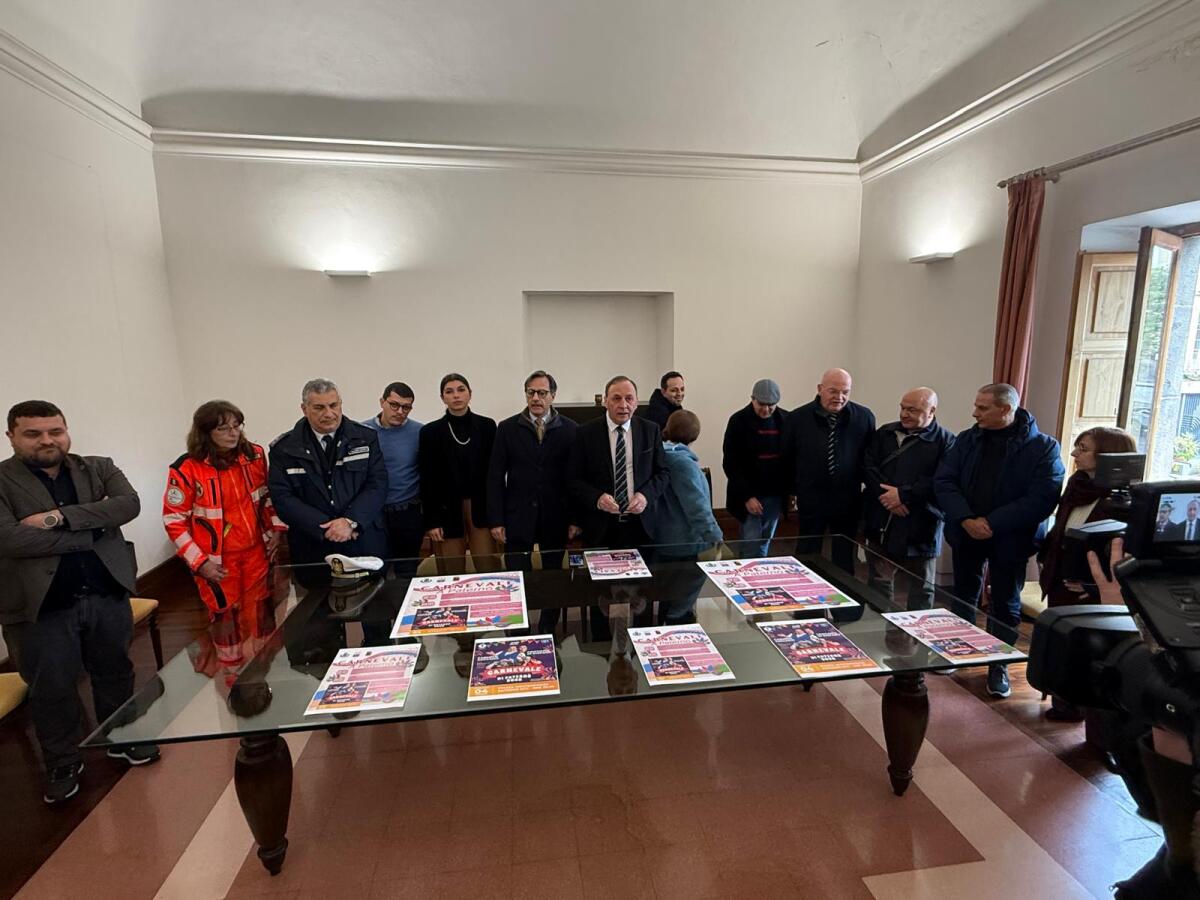 PRESENTATO IL CARNEVALE PATERNESE 2025: SFILATE, MOSTRE E SPETTACOLI CON CRISTIANO DI STEFANO - 