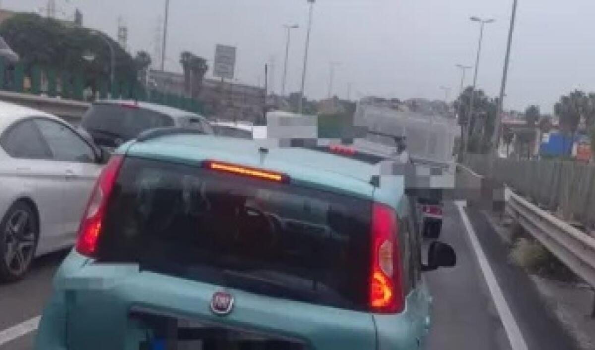 DISAGI SULLA SUPERSTRADA 121: LUNGHE CODE E TRAFFICO INTENSO IN DIREZIONE PATERNO' - 