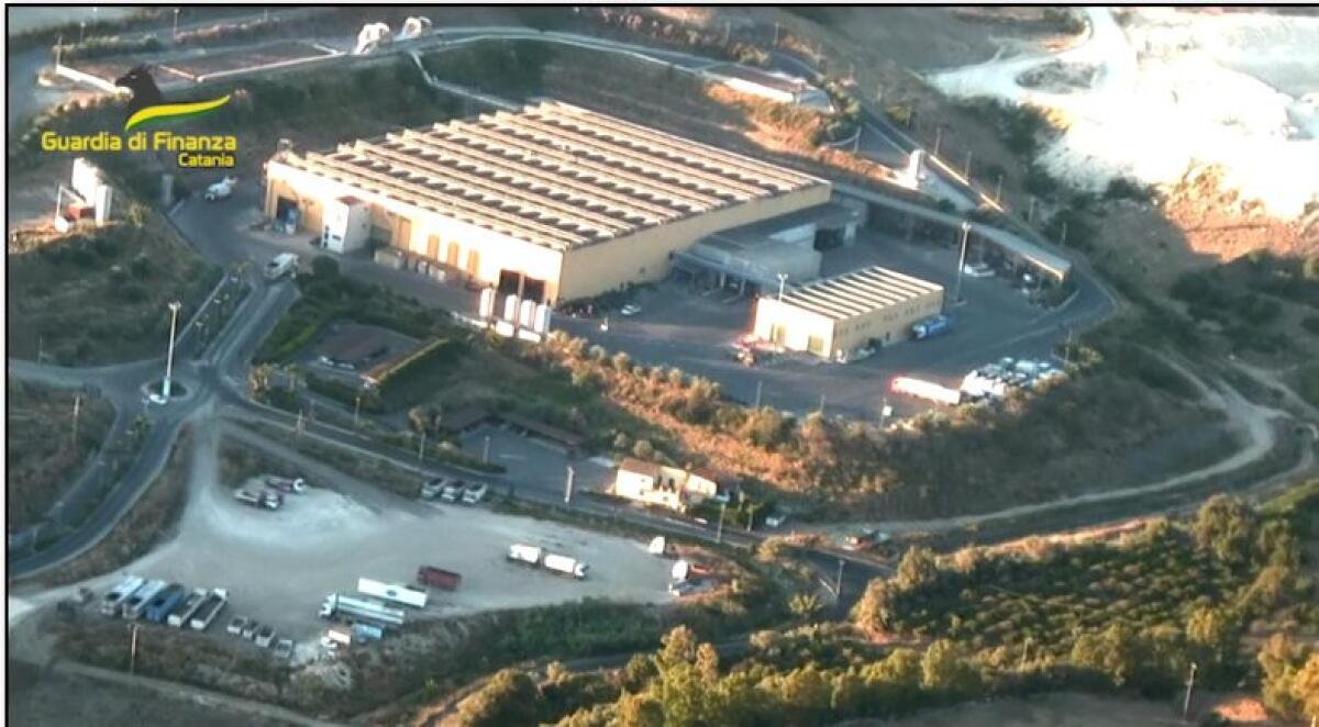 CATANIA: LA GUARDIA DI FINANZA SCOPRE FRODI PER 95 MILIONI DI EURO NEL SETTORE DEI RIFIUTI - 