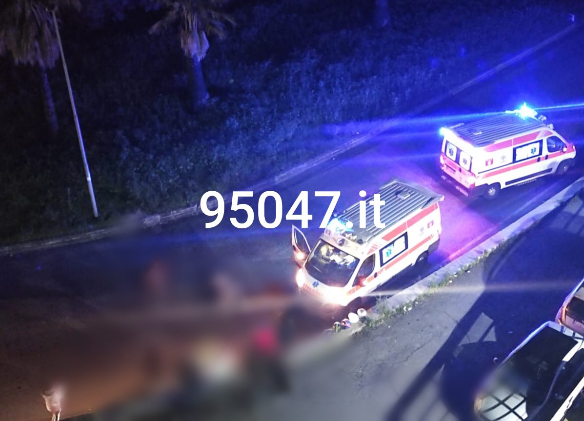 PATERNO'. SCONTRO AUTO-MOTO AL "PALAZZO DI FERRO" IERI SERA: FERITI DUE RAGAZZI