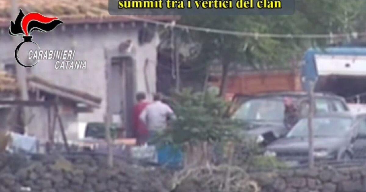 OPERAZIONE ANTIMAFIA: 18 ARRESTI, NELL’ARIA DI BRONTE E MALETTO SMANTELLATO IL CLAN MAZZEI - 