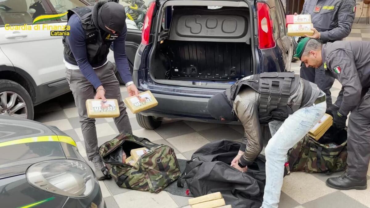 MAXI-BLITZ ANTIDROGA A CATANIA: SEI ARRESTI E SEQUESTRI PER 7,7 MILIONI DI EURO – I NOMI - 