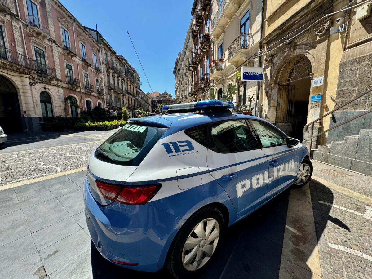 CATANIA. PISTOLA  AFFIDATA A UN PARENTE E MAI DENUNCIATA: SCATTA LA DENUNCIA PER UN 43ENNE - 