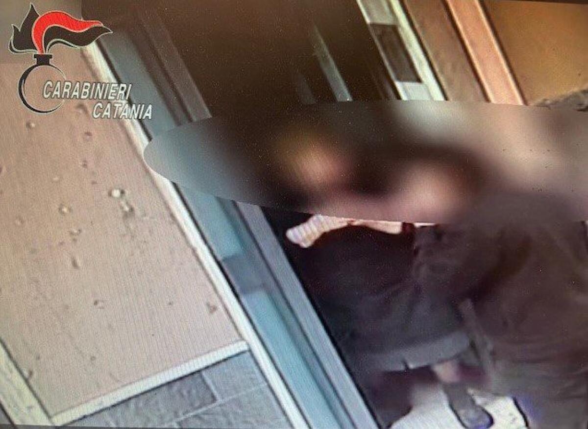 RAGGIRATA UN’ANZIANA A BIANCAVILLA: I TRUFFATORI ARRESTATI MENTRE TORNANO A CATANIA - 