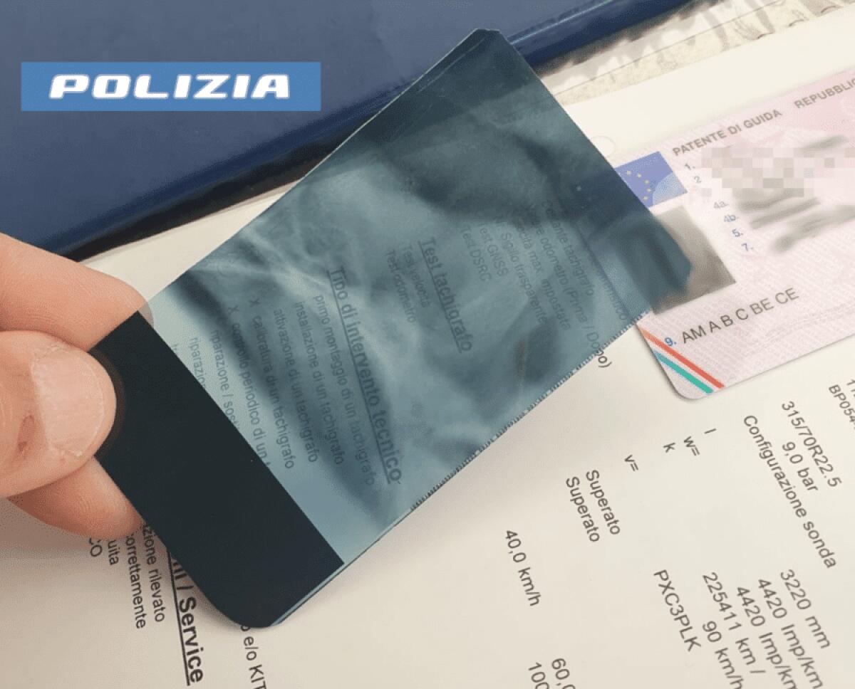 CATANIA. CAMIONISTA USA UNA LASTRA DI RADIOGRAFIA PER TRUCCARE IL TACHIGRAFO: SCOPERTO E DENUNCIATO - 