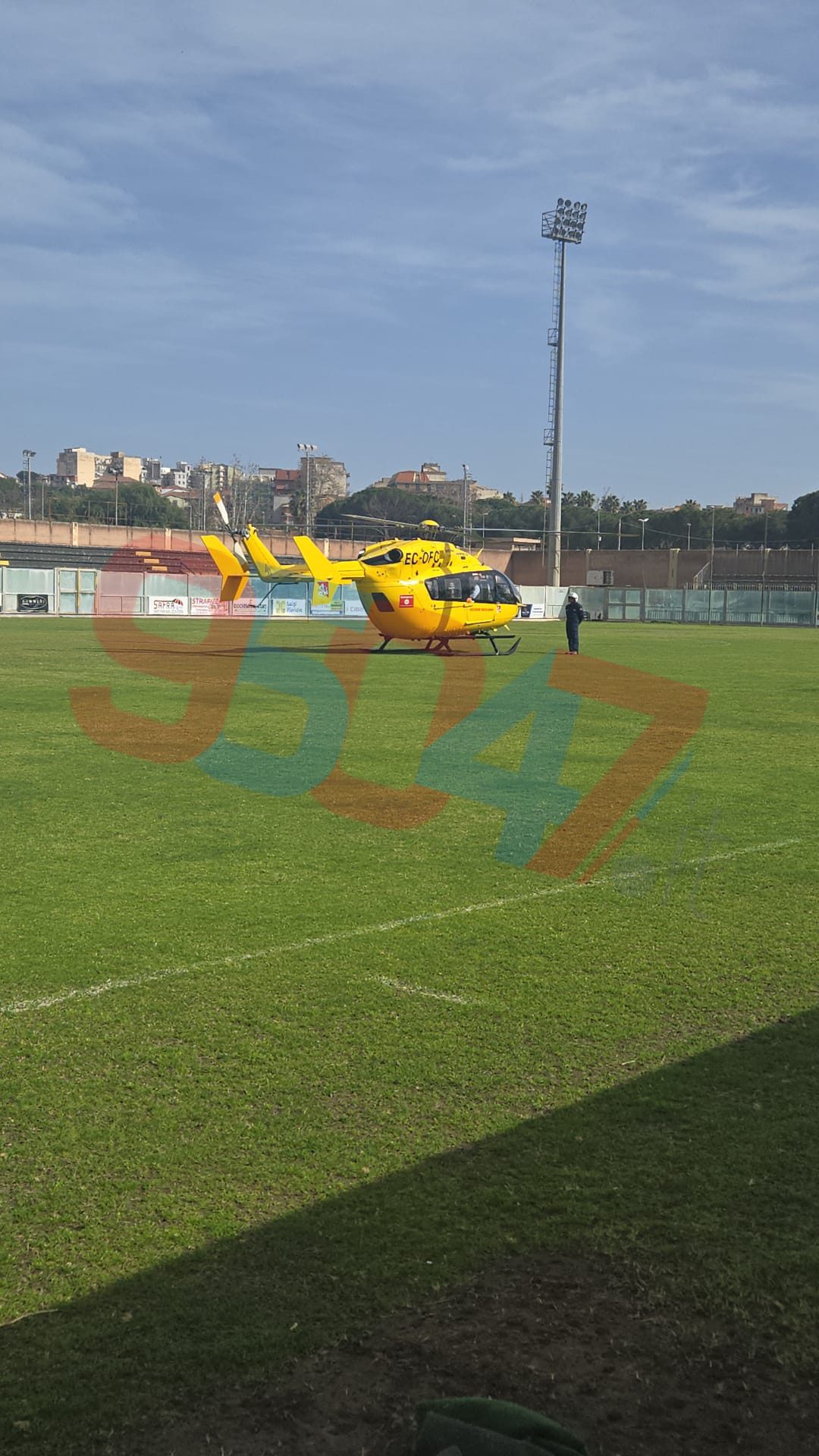 GRAVE INCIDENTE A PATERNÒ: MOTO INVESTE TRE RAGAZZE