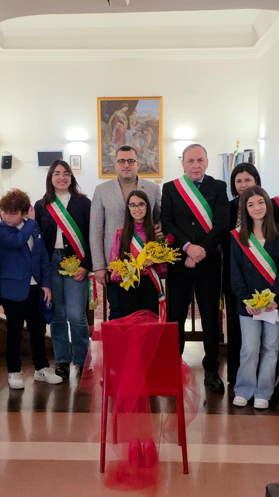FESTA DELLA DONNA: A PATERNO’ INCONTRO CON I GIOVANI – IL PRESIDENTE TRIPOLI: “DAI RAGAZZI UN MESSAGGIO FORTE PER LA COMUNITÀ”