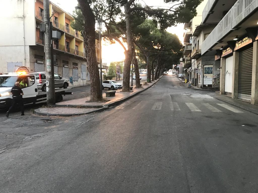 PATERNÒ: SERVIZIO DI SPAZZAMENTO MECCANICO DELLE STRADE URBANE – 25 MULTE E 9 RIMOZIONI