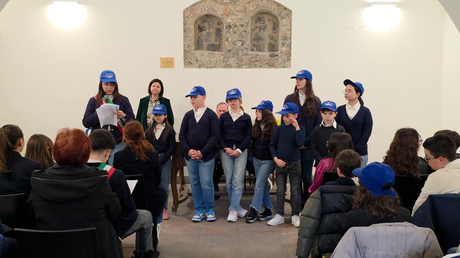 FESTA DELLA DONNA: A PATERNO’ INCONTRO CON I GIOVANI – IL PRESIDENTE TRIPOLI: “DAI RAGAZZI UN MESSAGGIO FORTE PER LA COMUNITÀ”