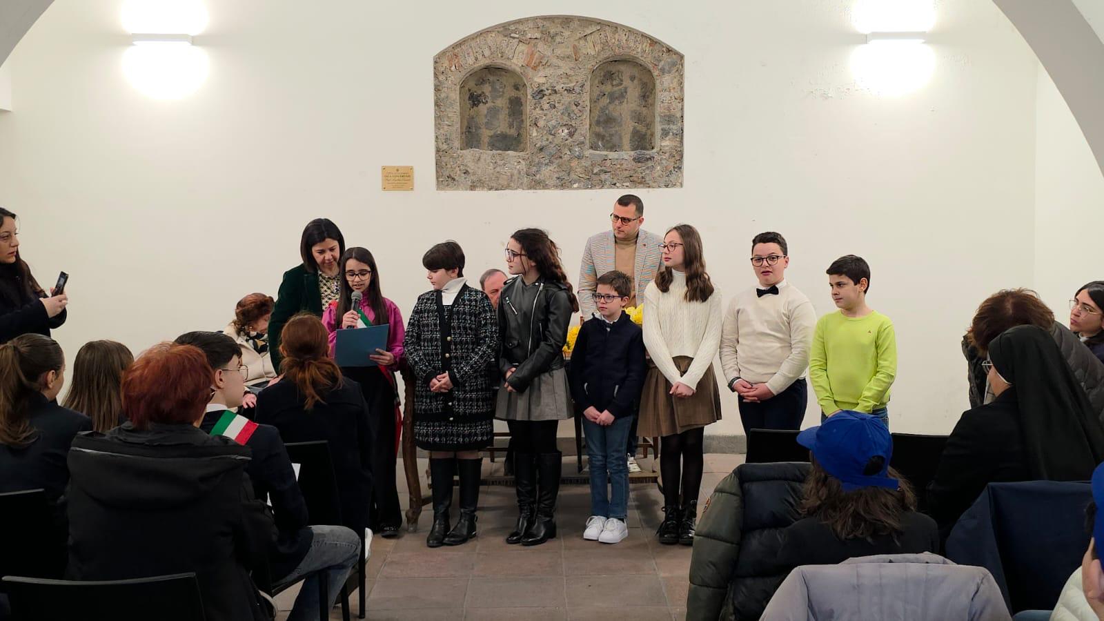 FESTA DELLA DONNA: A PATERNO’ INCONTRO CON I GIOVANI – IL PRESIDENTE TRIPOLI: “DAI RAGAZZI UN MESSAGGIO FORTE PER LA COMUNITÀ”