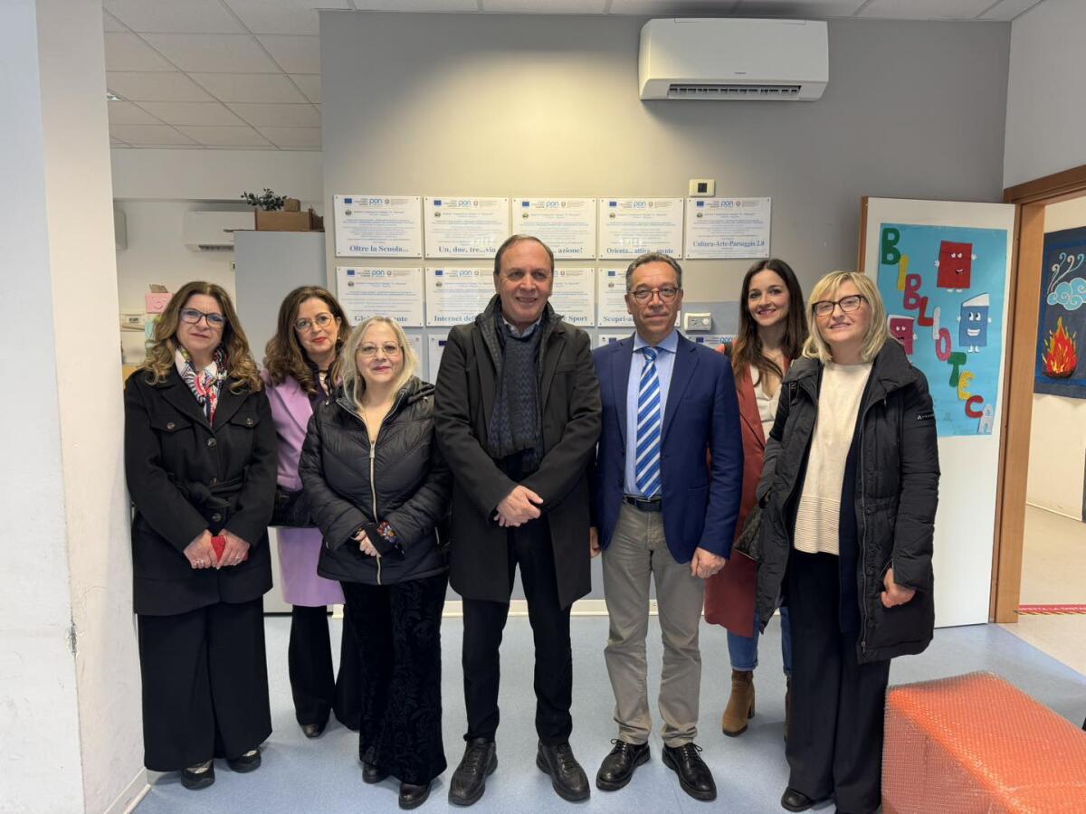 CONSEGNATI I LAVORI PER LE NUOVE MENSE SCOLASTICHE A PATERNÒ - 