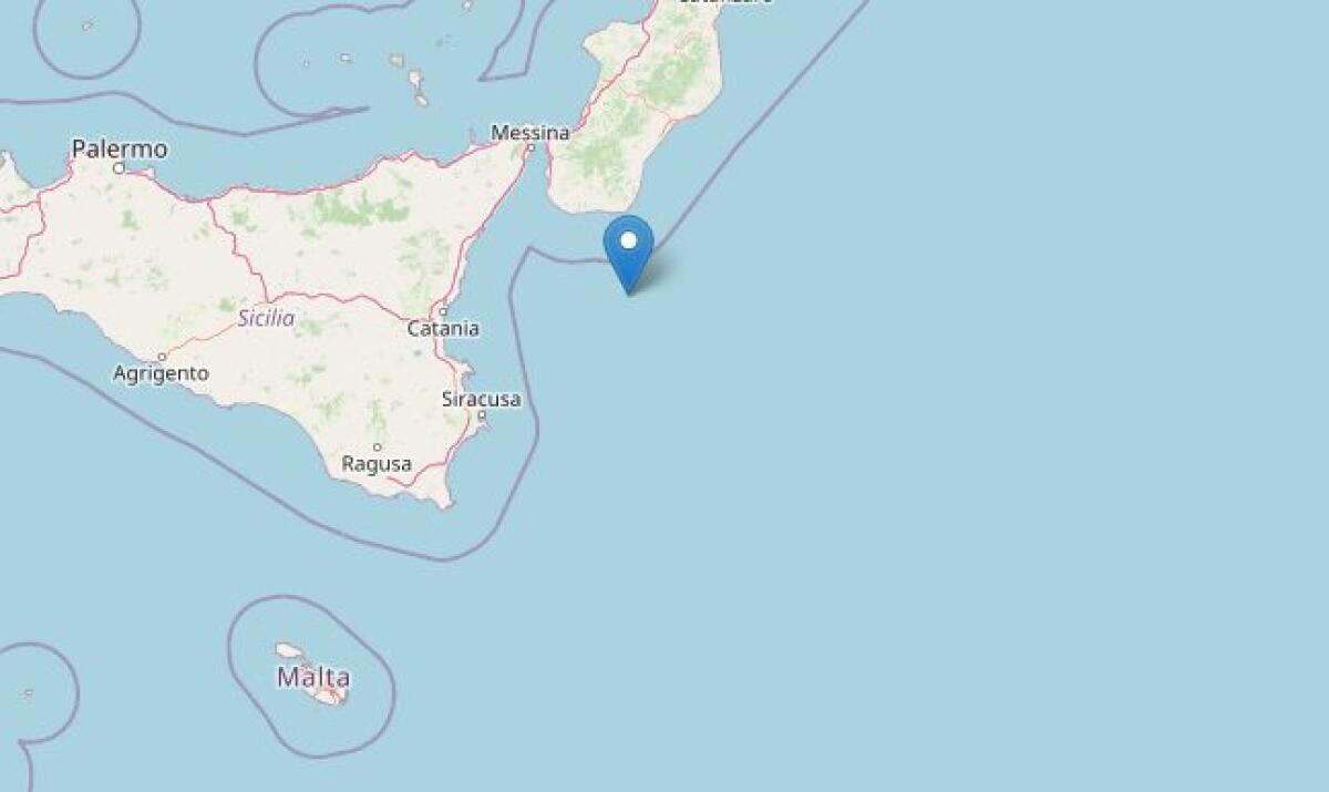 TERREMOTO DI MAGNITUDO 4.8 NEL MAR IONIO: TANTA PAURA NELLA NOTTE IN SICILIA ORIENTALE, NESSUN DANNO SEGNALATO - 