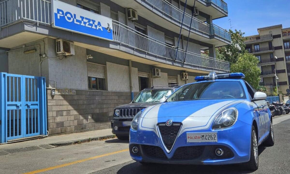 43ENNE DI CATANIA DIFFONDE FOTO E CONVERSAZIONI PRIVATE DELL'EX COMPAGNA, DENUNCIATO PER STALKING E REVENGE PORN - 