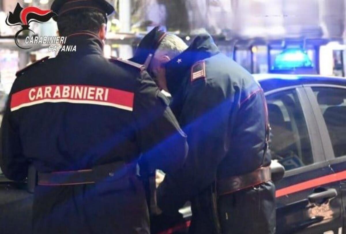 PATERNÒ. SI PRESENTA CON DEI DOCUMENTI ED IDENTITÀ FALSE ALL’UFFICIO DELL’INPS: ARRESTATO - 