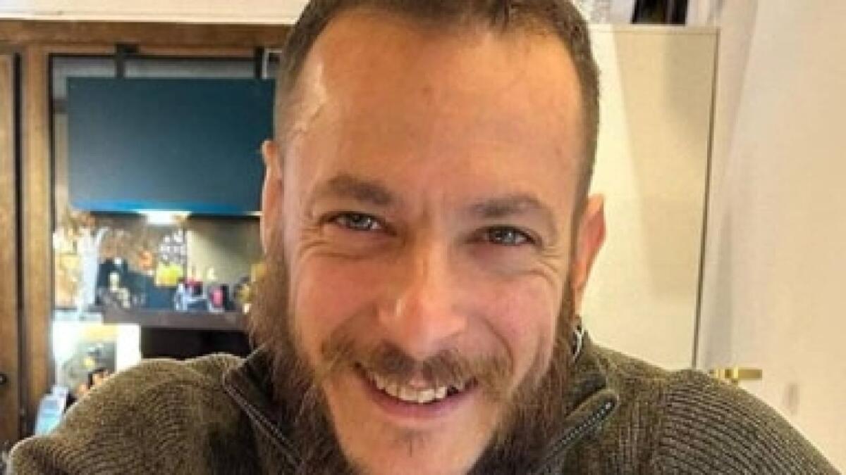 TRAGEDIA SUL LAVORO A TRAPANI: 35ENNE  MUORE  SCHIACCIATO DA UNA PORTA BLINDATA - 