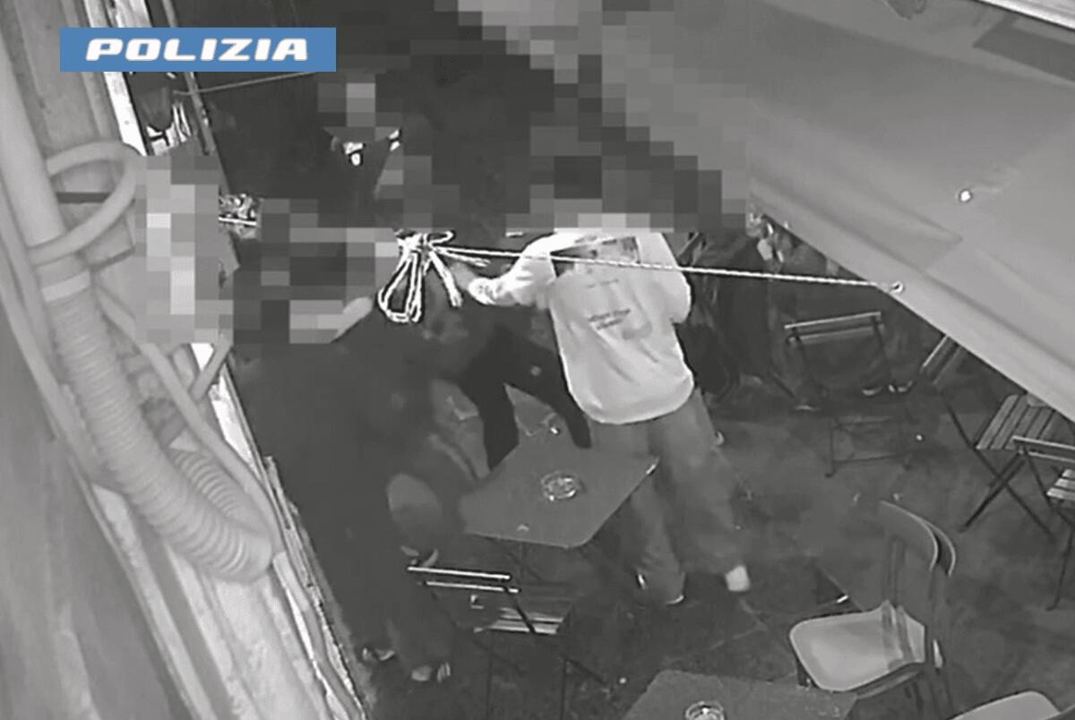 CATANIA. AGGREDITO PER UNA RAGAZZA: VITTIMA COL NASO FRATTURATO, TRE MISURE CAUTELARI - 