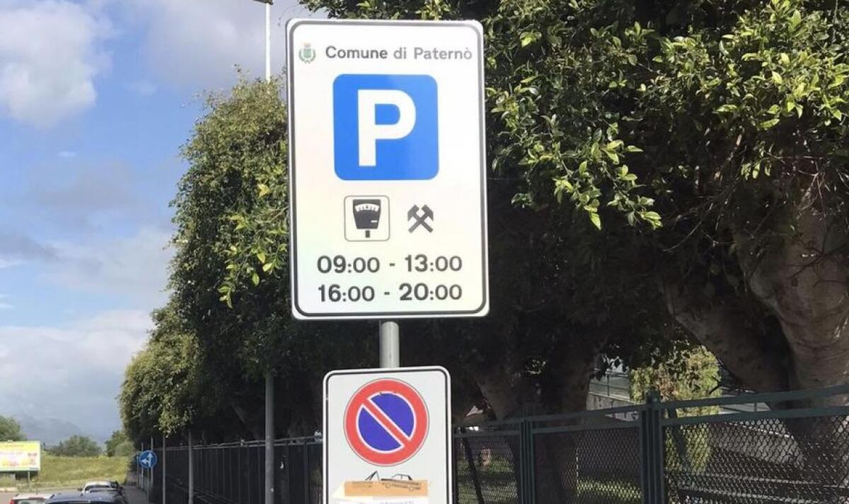 PATERNÒ: LAVORI PER LE STRISCE BLU MARTEDÌ NELLA ZONA OSPEDALE, PRESTATE ATTENZIONE ALLA SEGNALETICA - 