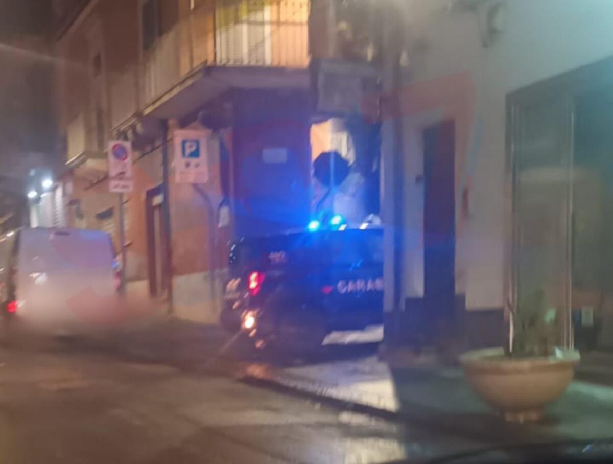 PATERNO’: RAPINA IN UN NEGOZIO CINESE  IN PIENO CENTRO - 