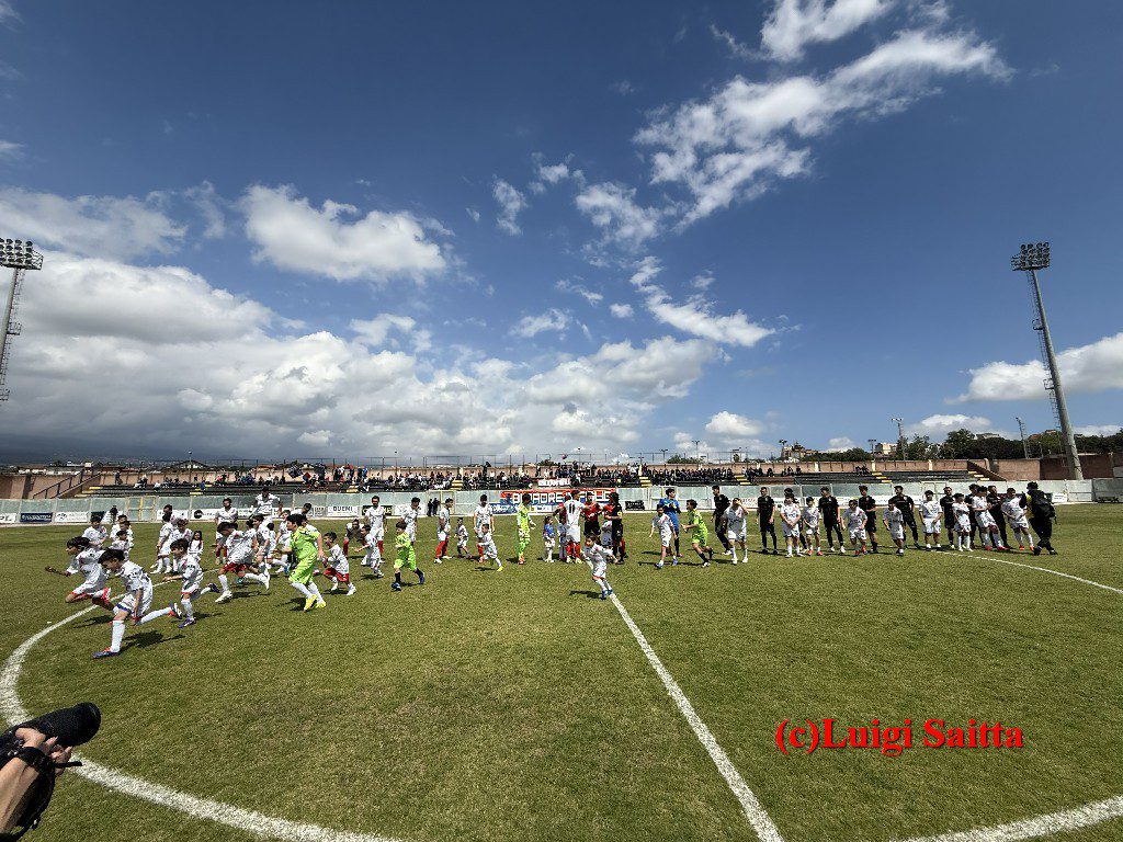 PATERNO’: UN PARI PER L’ULTIMA GARA DI UNA STAGIONE DA INCORNICIARE LE FOTO