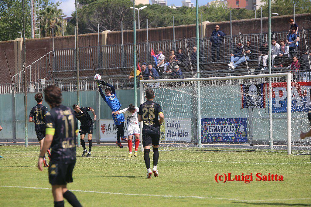 PATERNO’: UN PARI PER L’ULTIMA GARA DI UNA STAGIONE DA INCORNICIARE LE FOTO