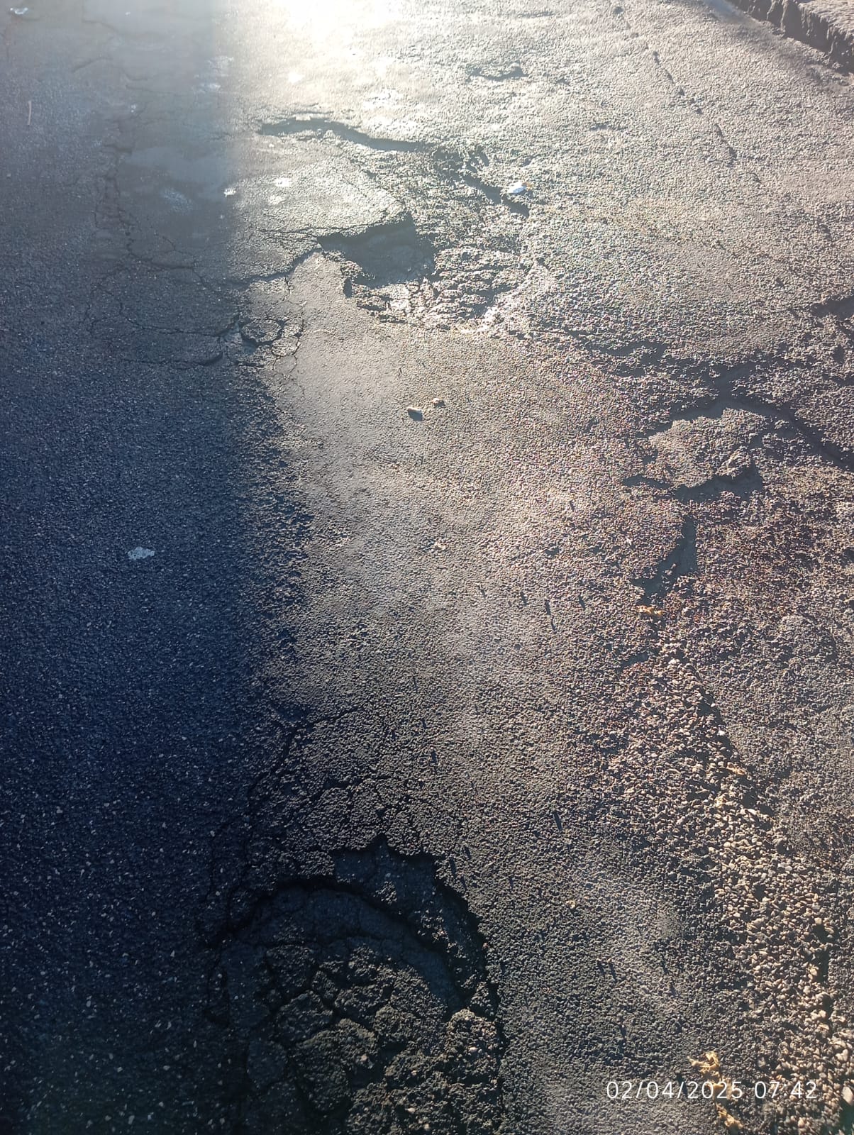 DOPO LA PIOGGIA, EMERGENZA BUCHE A PATERNÒ: LE SEGNALAZIONI DEI CITTADINI