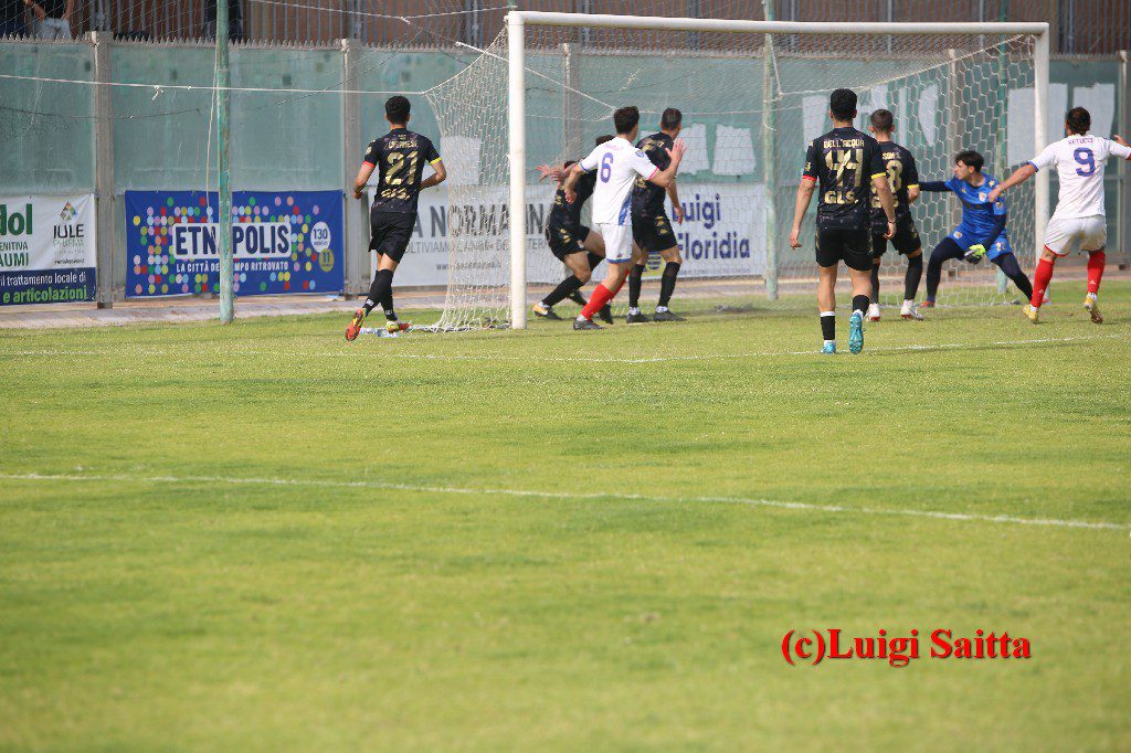 PATERNO’: UN PARI PER L’ULTIMA GARA DI UNA STAGIONE DA INCORNICIARE LE FOTO