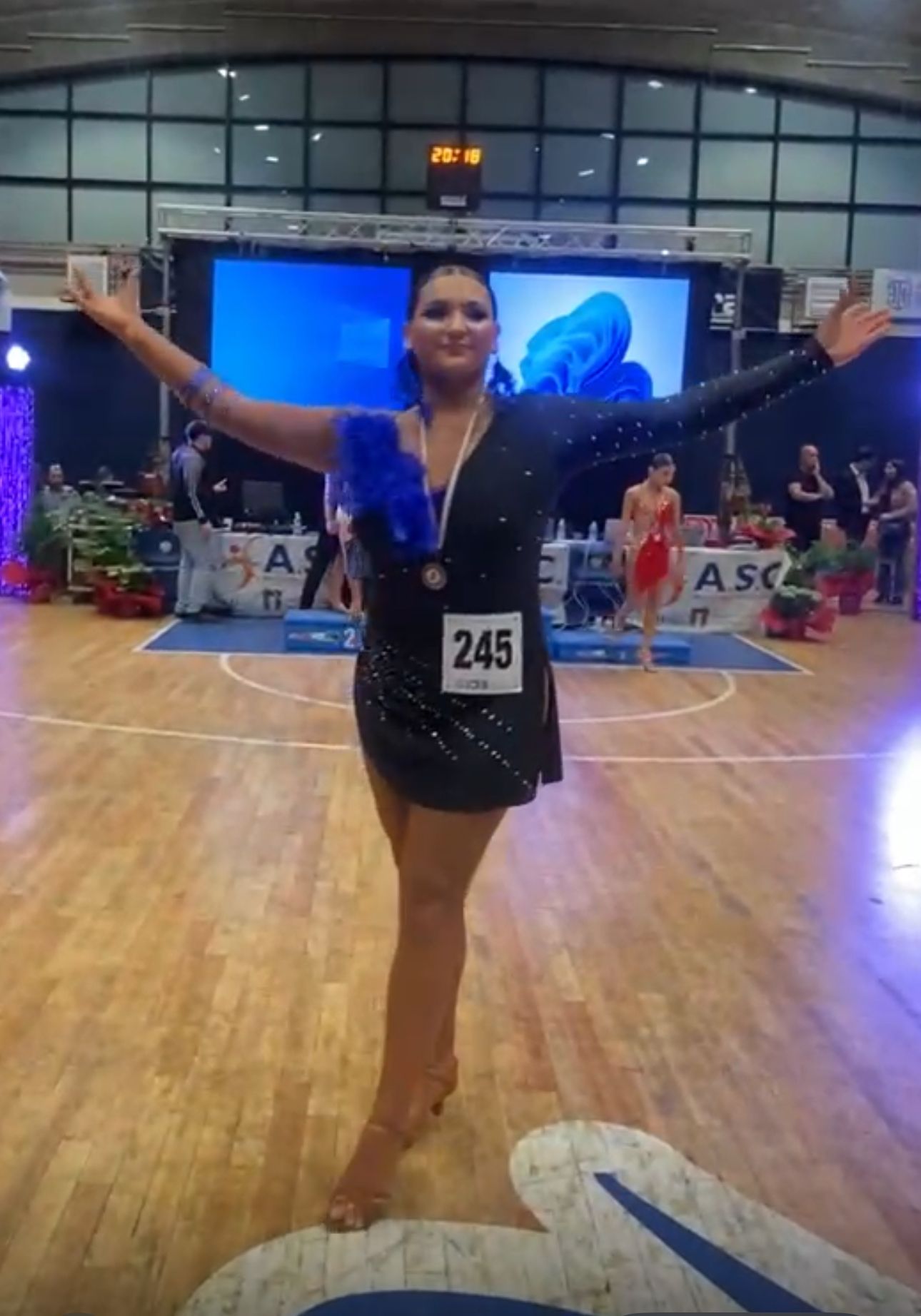 FUTURA STUDIO CONTINUA A BRILLARE NEL PANORAMA DELLA DANZA SPORTIVA: SUCCESSI A RAGUSA E RENDE