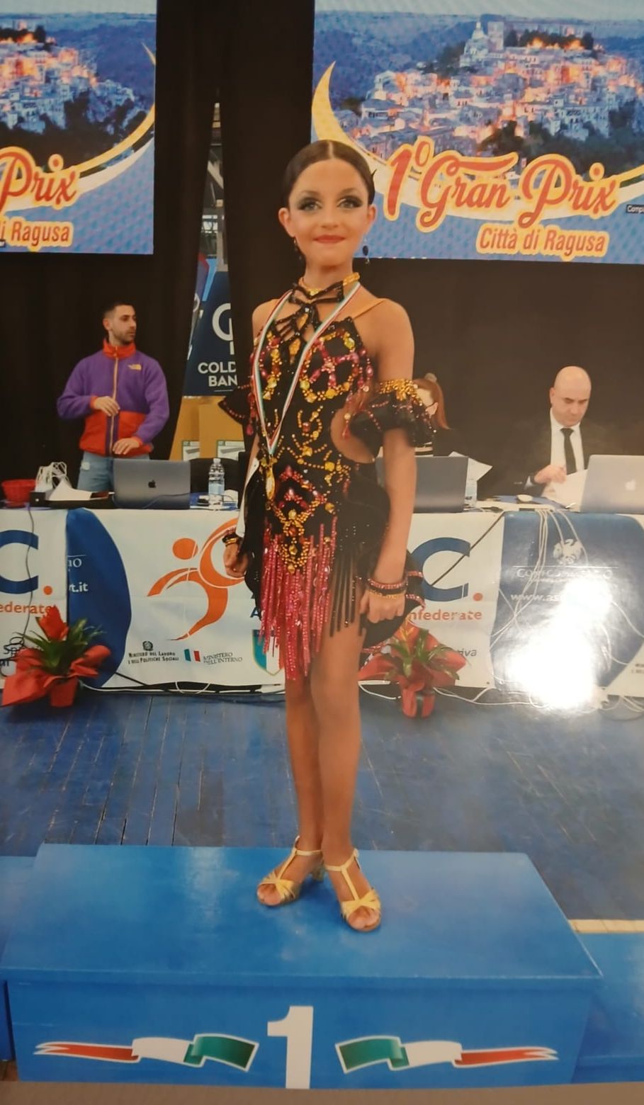 FUTURA STUDIO CONTINUA A BRILLARE NEL PANORAMA DELLA DANZA SPORTIVA: SUCCESSI A RAGUSA E RENDE