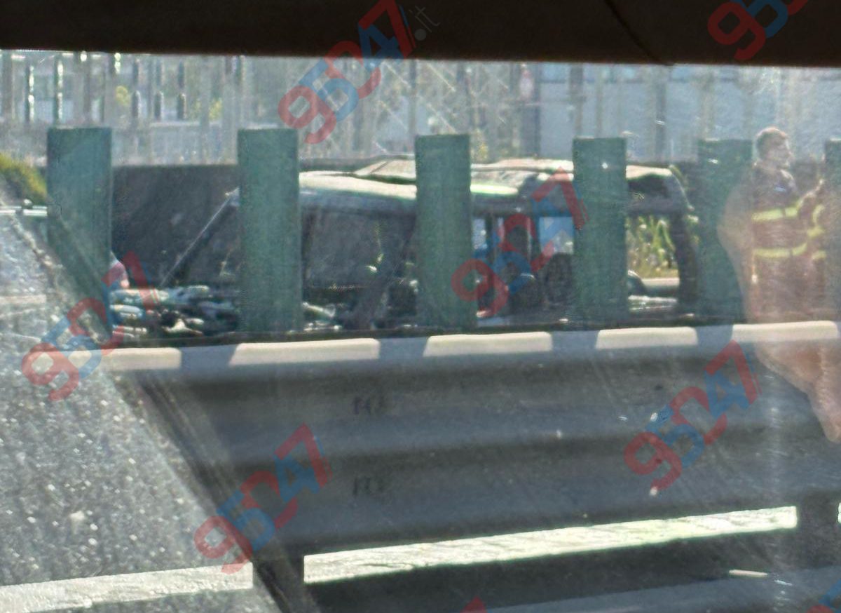 TRAFFICO IN TILT SULLA 121: AUTO IN FIAMME E VEICOLO IN PANNE CAUSANO LUNGHE CODE IN ENTRAMBI I SENSI DI MARCIA