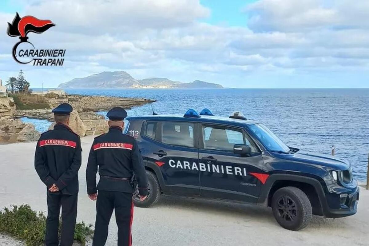 FAVIGNANA, 18ENNE ARRESTATO PER AVER ACCOLTELLATO LA MADRE DELLA FIDANZATA E IL COMPAGNO: DUE FERITI GRAVI - 