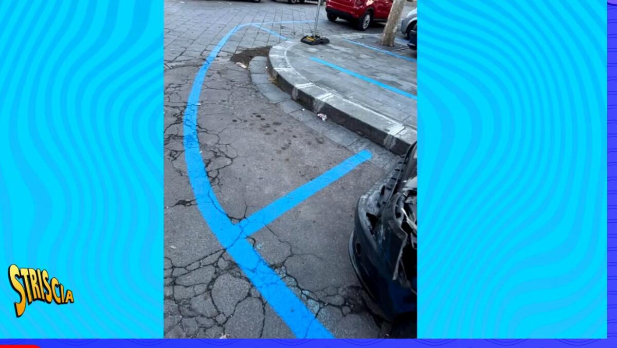 PATERNÒ, LE STRISCE BLU A BANANA FINISCONO A “STRISCIA LA NOTIZIA” (guarda il video) - 