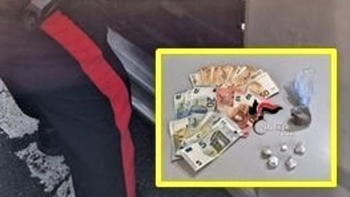 Belpasso, due cugini spacciatori trovati in auto con marijuana e cocaina - 