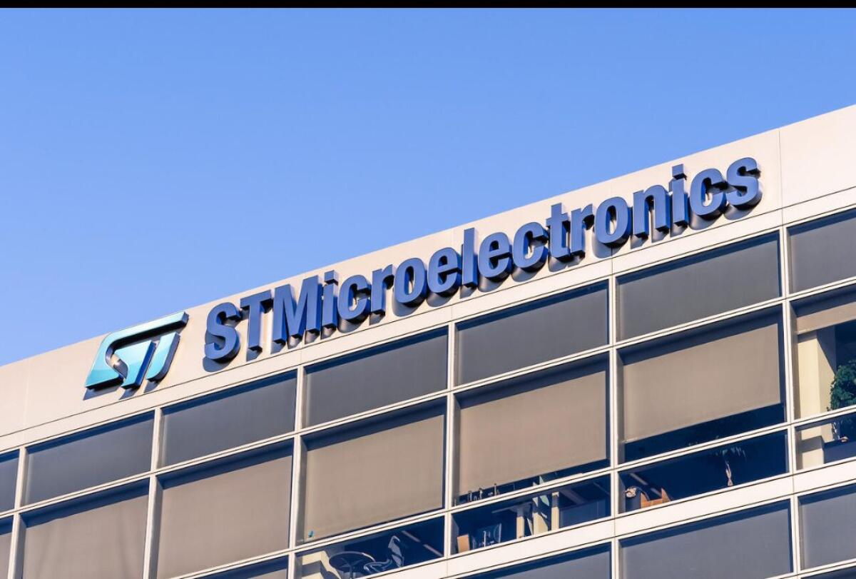 OPERAIA USTIONATA DA ACIDO ALLA STMICROELECTRONICS DI CATANIA: È IN PROGNOSI RISERVATA - 