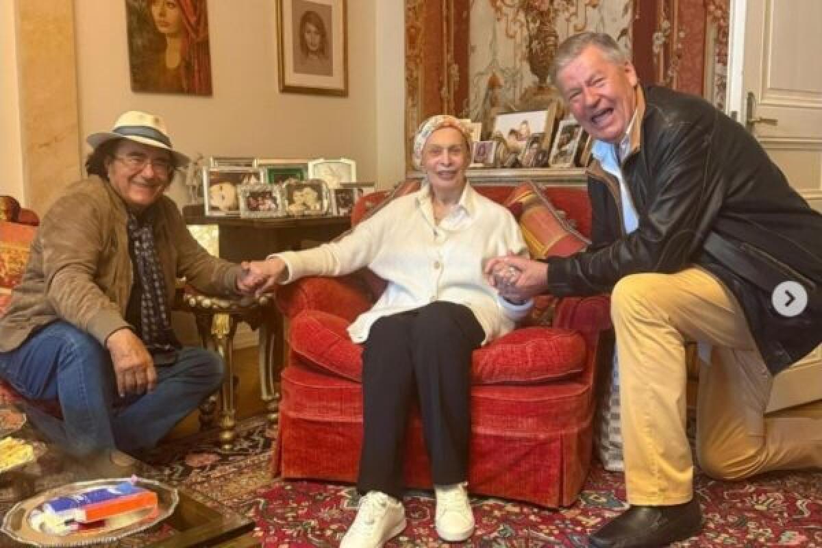 Al Bano e Sophia Loren, l’incontro a Ginevra emoziona i fan: le foto virali conquistano il web - 