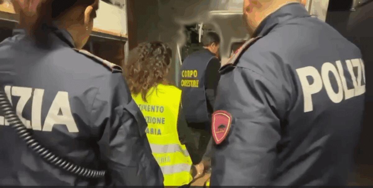 Scarsa igiene, cibo non tracciato e sicurezza assente: chiuso risto-pub a Ognina - 